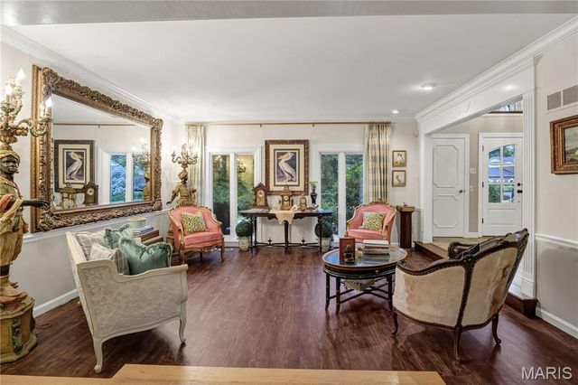 265 South Graeser Road, Creve Coeur, MO 63141