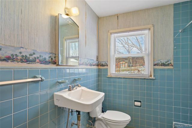 285 Madison Avenue, Port Chester, NY 10573