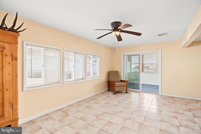 10 W SAIL DR, Little Egg Harbor Twp, NJ 08087