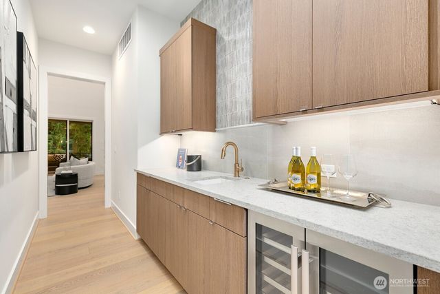 1455 153rd Place SE, Bellevue, WA 98008