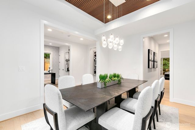 1455 153rd Place SE, Bellevue, WA 98008