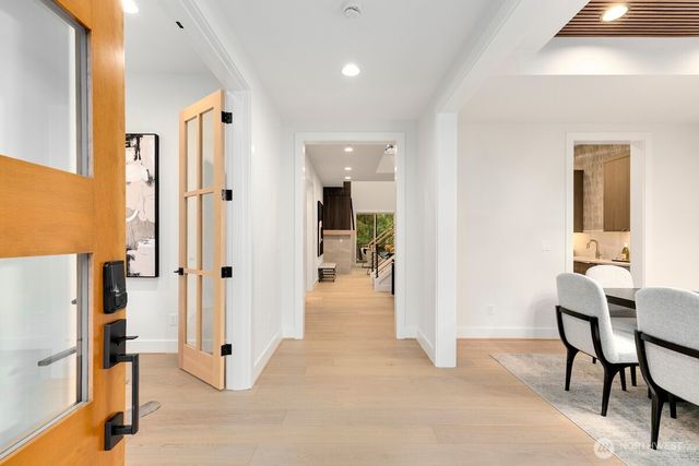 1455 153rd Place SE, Bellevue, WA 98008