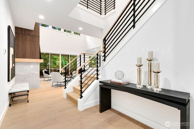 1455 153rd Place SE, Bellevue, WA 98008