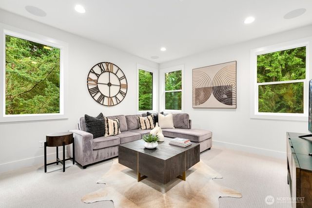 1455 153rd Place SE, Bellevue, WA 98008