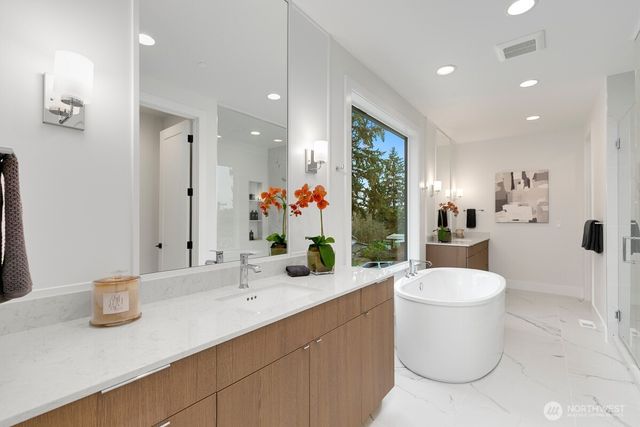 1455 153rd Place SE, Bellevue, WA 98008