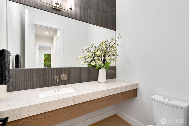 1455 153rd Place SE, Bellevue, WA 98008