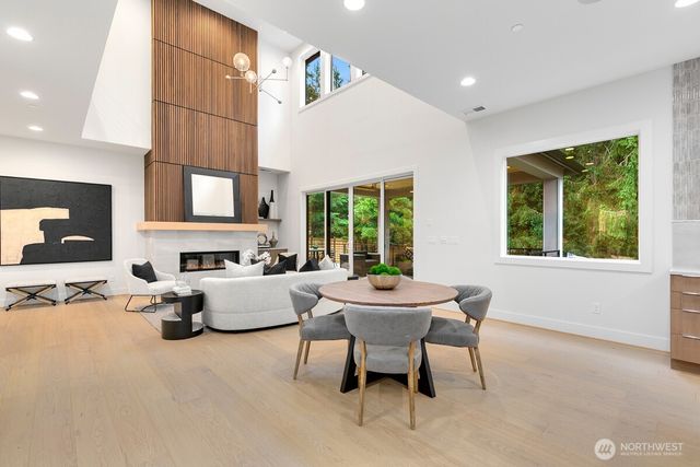 1455 153rd Place SE, Bellevue, WA 98008