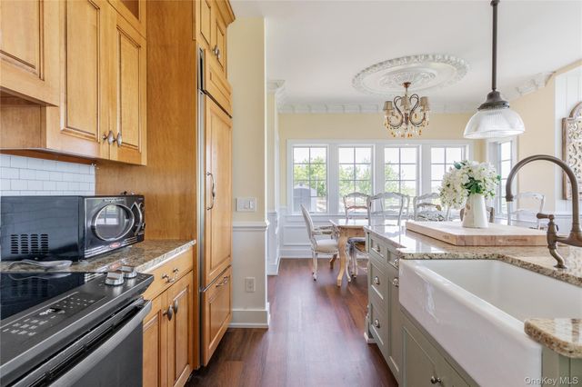 15 Edgemere Street, Montauk, NY 11954