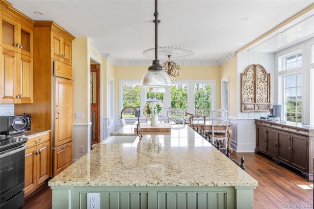 15 Edgemere Street, Montauk, NY 11954