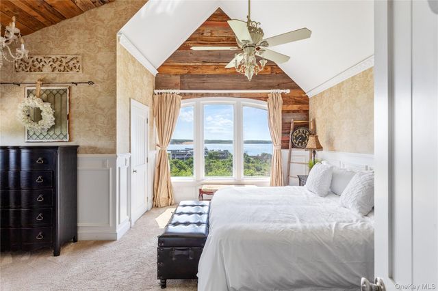 15 Edgemere Street, Montauk, NY 11954