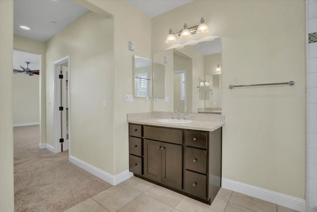 582 Pasture Ave, Lathrop, CA 95330