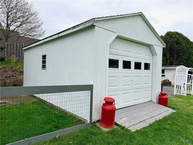 21 Pomeroy Street, Cortland, NY 13045