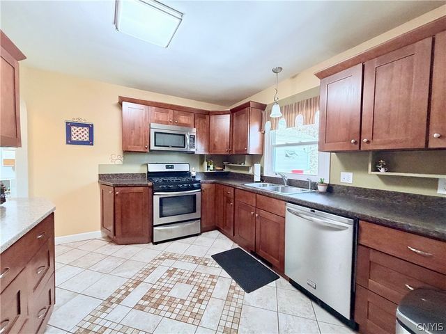 21 Pomeroy Street, Cortland, NY 13045