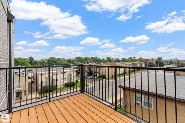 8631 W Grand Avenue 4E, River Grove, IL 60171