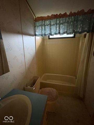 162 Lazy River Place, Cloverdale, IN 46120