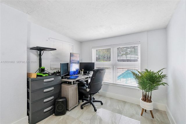 6810 Douglas Street, Hollywood, FL 33024
