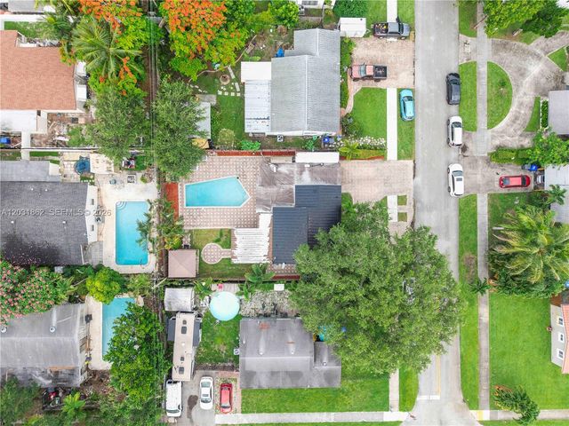 6810 Douglas Street, Hollywood, FL 33024