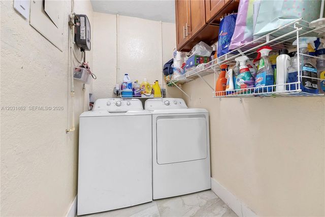 6810 Douglas Street, Hollywood, FL 33024