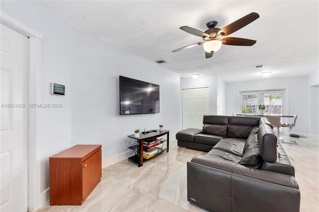 6810 Douglas Street, Hollywood, FL 33024