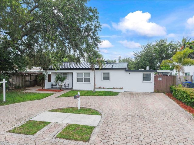 6810 Douglas Street, Hollywood, FL 33024