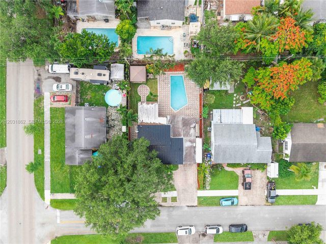 6810 Douglas Street, Hollywood, FL 33024