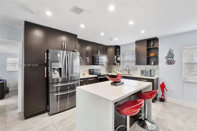 6810 Douglas Street, Hollywood, FL 33024