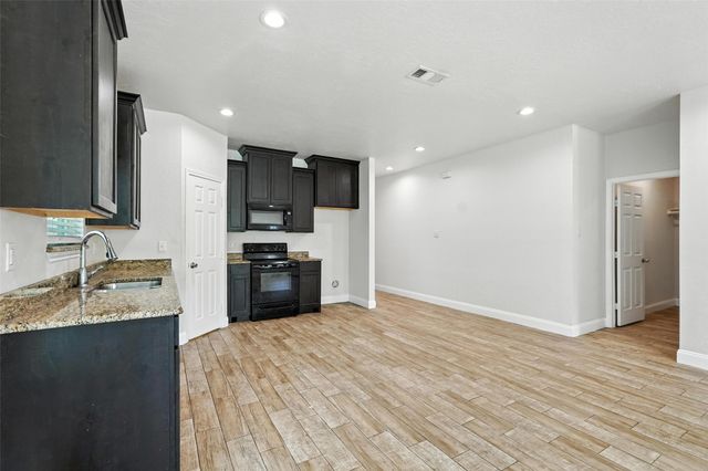 3410 Eutopia Street, Greenville, TX 75401