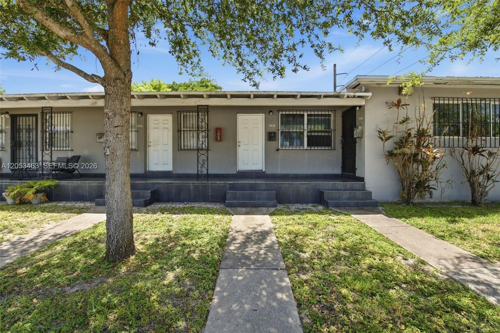 7410 NW Miami Place 7414, Miami, FL 33150
