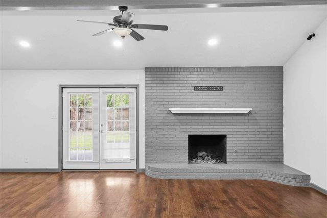 1305 Pinehurst Drive, Fort Worth, TX 76134