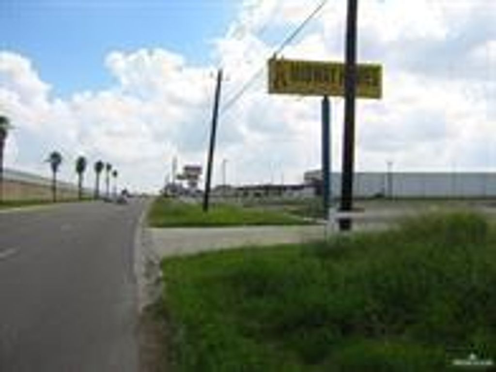 941 W Expressway 83, Donna, TX 78537