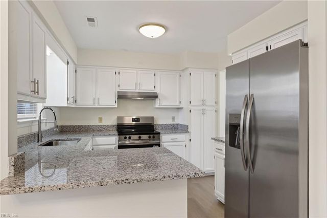 803 Millgate CT, Newport News, VA 23602