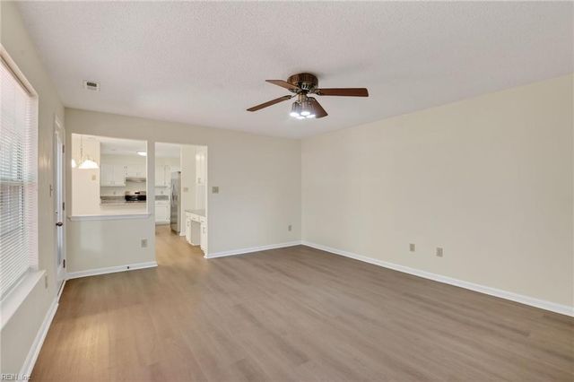 803 Millgate CT, Newport News, VA 23602
