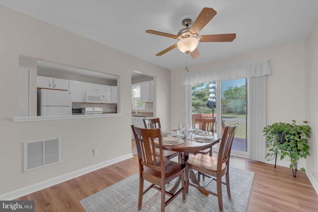 576 N MILL RD, Vineland, NJ 08360