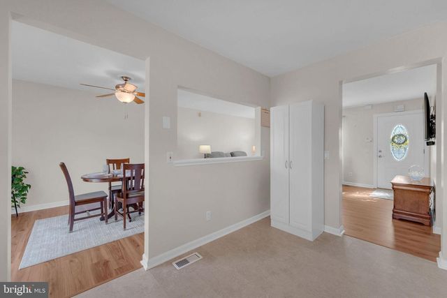576 N MILL RD, Vineland, NJ 08360