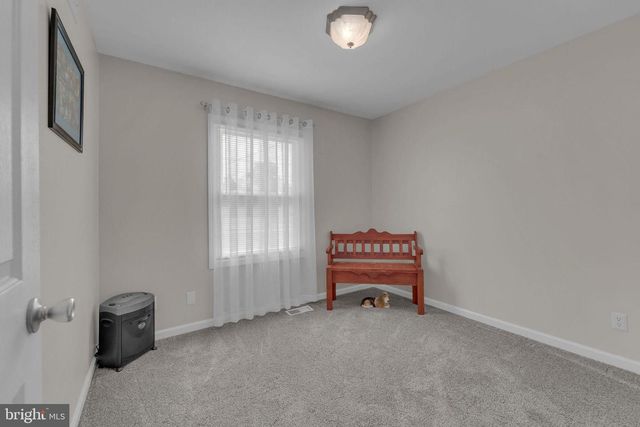 576 N MILL RD, Vineland, NJ 08360