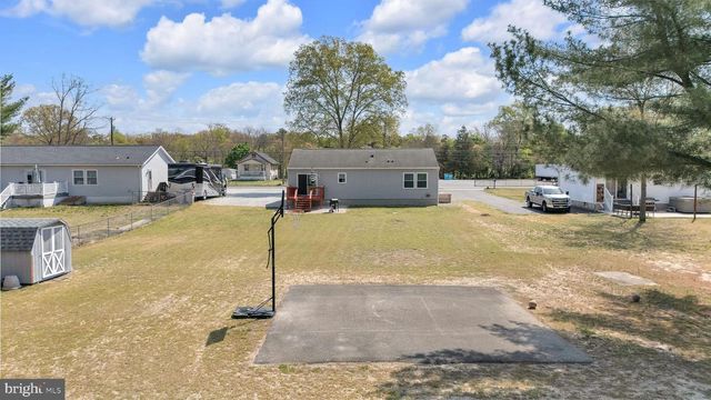576 N MILL RD, Vineland, NJ 08360