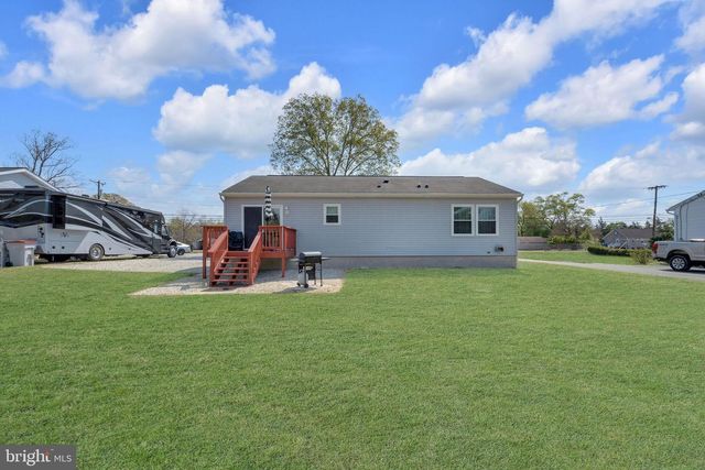 576 N MILL RD, Vineland, NJ 08360