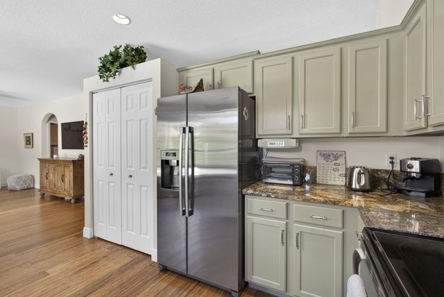 4017 Bluff Harbor Way, Wellington, FL 33449