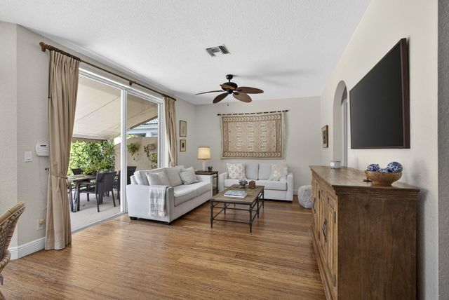 4017 Bluff Harbor Way, Wellington, FL 33449