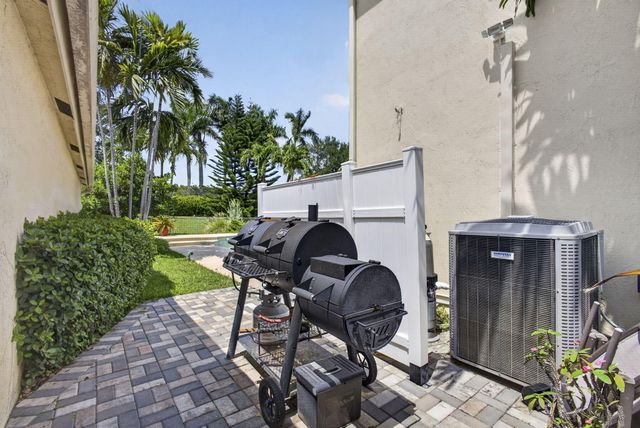 4017 Bluff Harbor Way, Wellington, FL 33449
