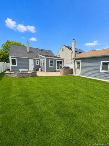 3315 2nd Street, Oceanside, NY 11572