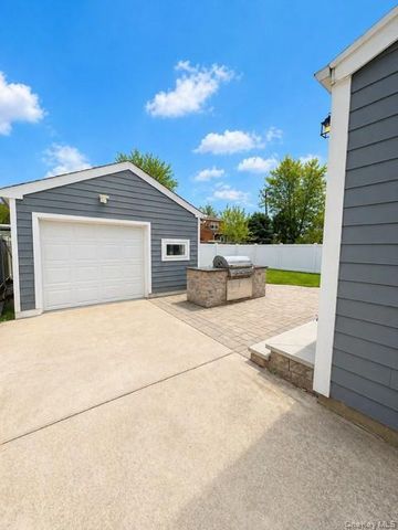 3315 2nd Street, Oceanside, NY 11572