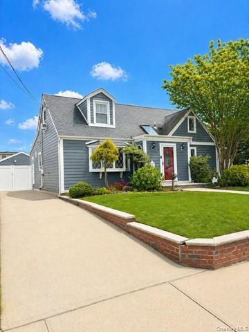 3315 2nd Street, Oceanside, NY 11572