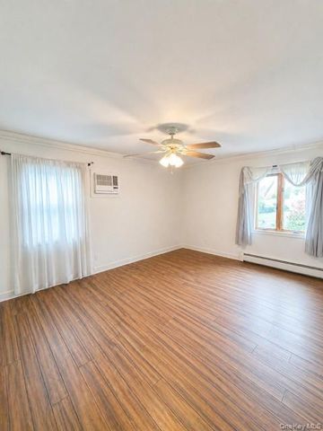 3315 2nd Street, Oceanside, NY 11572