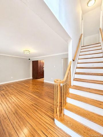 3315 2nd Street, Oceanside, NY 11572
