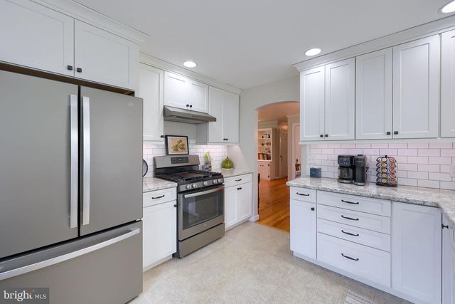 243 PRIMROSE AVE, Lancaster, PA 17601