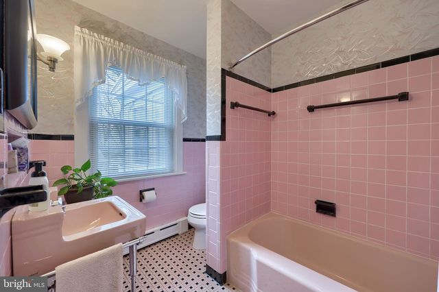 243 PRIMROSE AVE, Lancaster, PA 17601