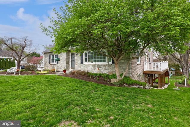 243 PRIMROSE AVE, Lancaster, PA 17601