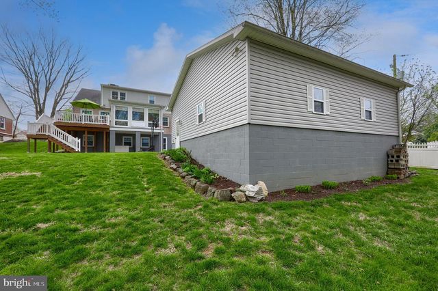 243 PRIMROSE AVE, Lancaster, PA 17601