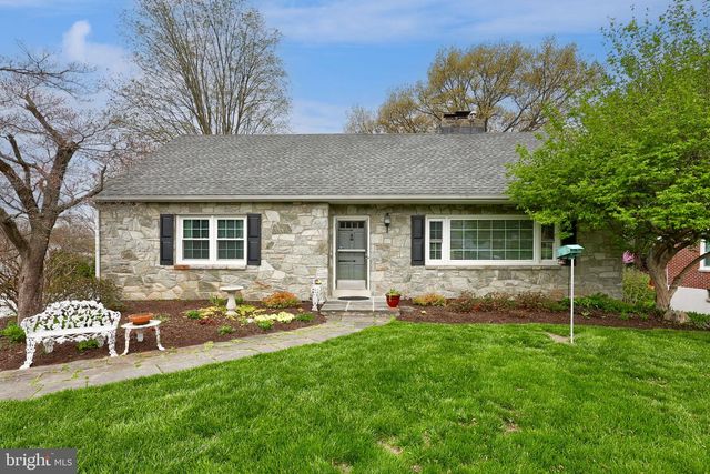 243 PRIMROSE AVE, Lancaster, PA 17601